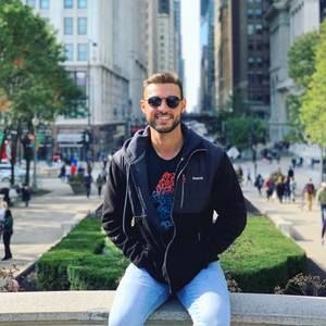 Meet your Posher, Jonathan